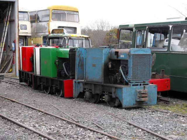 (Robert Hudson 015/1990)